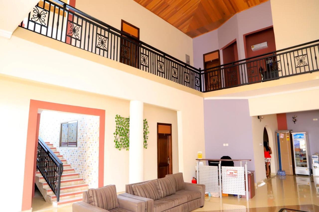 Osaah Bema Lodge Antoa Exterior foto